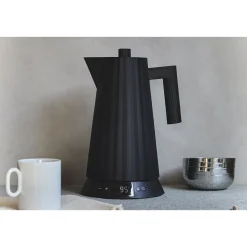 Wasserkocher 1,7 l 2200 W Plissé schwarz<Alessi Sale