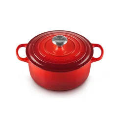 Bräter mit Deckel 24 cm Signature Kirschrot<Le Creuset Hot