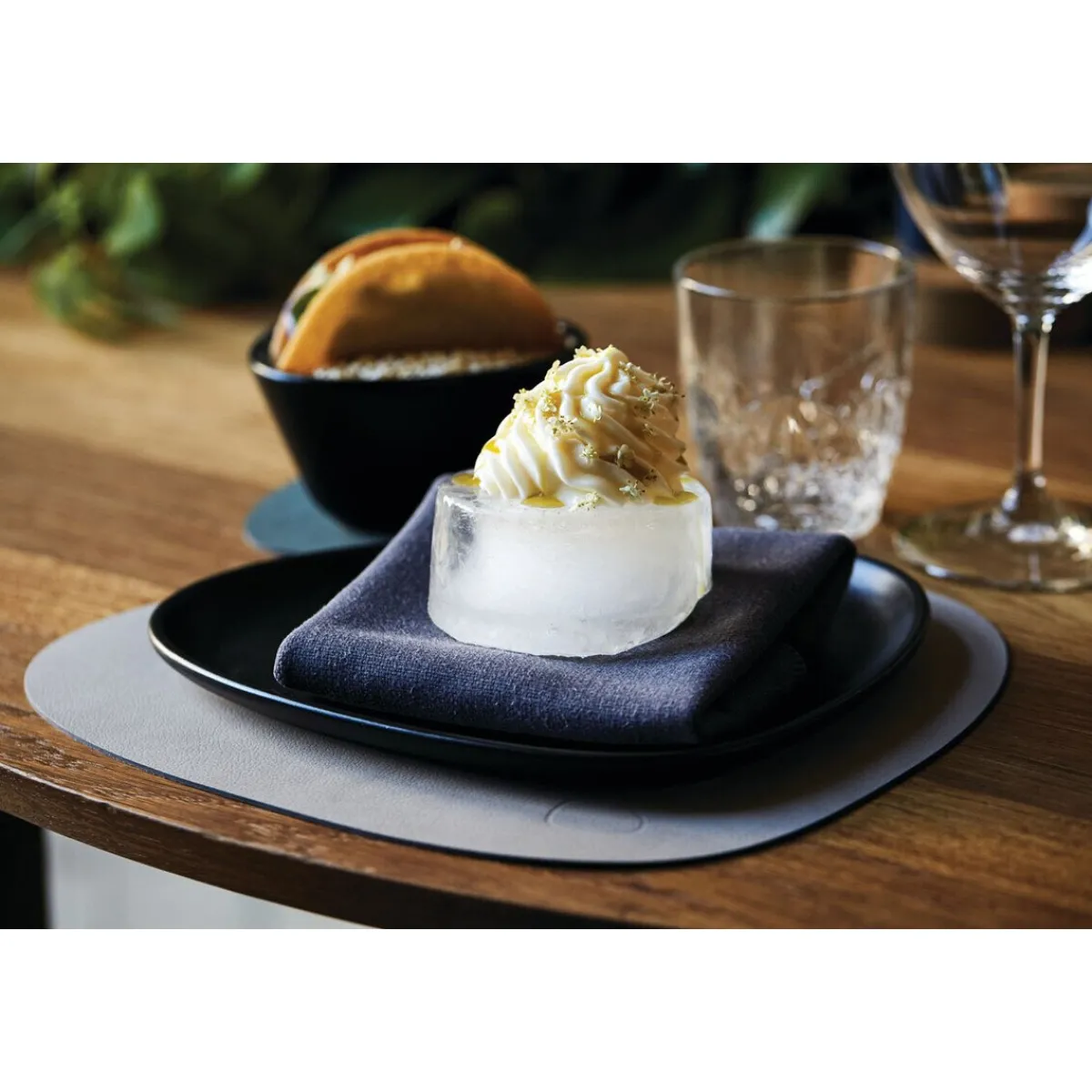 LINDDNA Tischwäsche|Kuschelige Winterzeit|Tischset S 24x28 cm Curve Nupo light grey