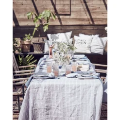 Tischdecke 145x300 cm Misty Stripe Sky<Lovely Linen