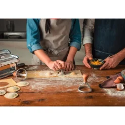 Marcato Kochwelt Entdecken|Italienische Genüsse|Ravioli Ausstecher 5,8 cm natur