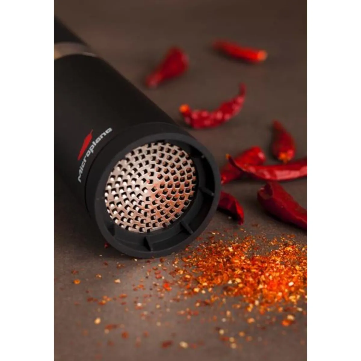 Chilimühle 21 cm Speciality schwarz<Microplane Online