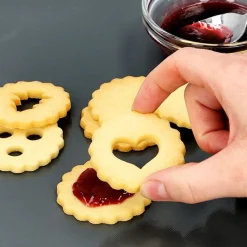 RBV Birkmann Kochwelt Entdecken|Backzubehör|Ausstecher Herz 5 cm Linzer silber