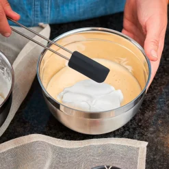 Teigschaber 20 cm Silikon schwarz<Rösle New