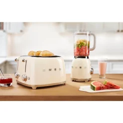 4-Scheiben-Toaster TSF03 2000 W 50's Style creme<Smeg New