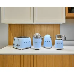 Wasserkocher KLF03 1,7 l 2400 W 50’s Style pastellblau<Smeg Discount