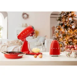 Wasserkocher KLF03 1,7 l 2400 W 50’s Style rot<Smeg Hot